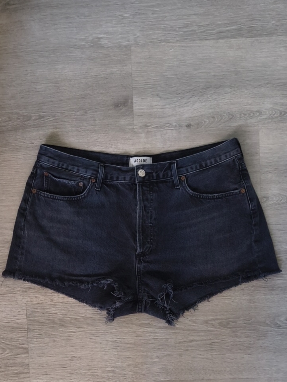 NWOT AGOLDE Parker Shorts Size 32